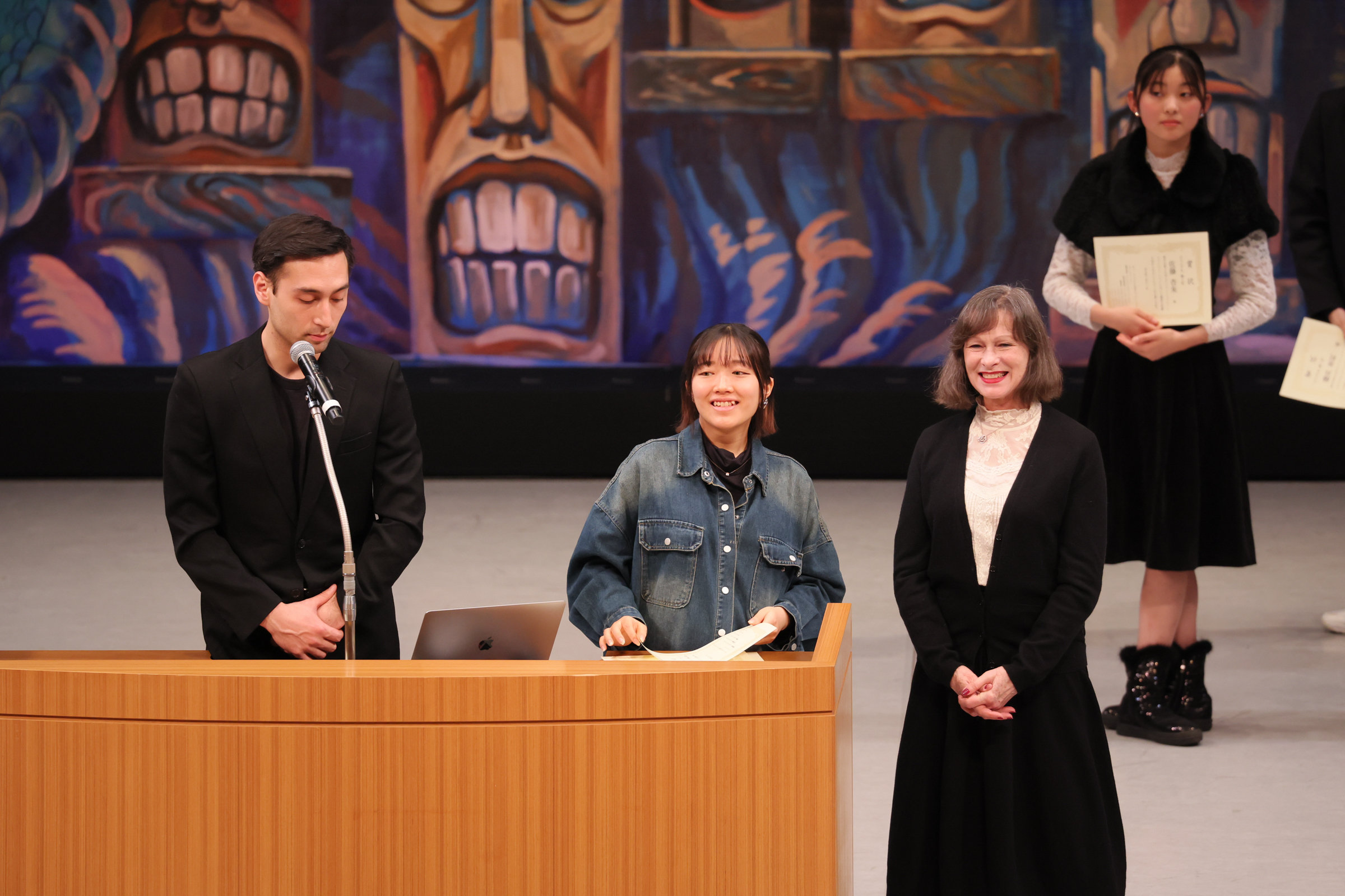 真剣なまなざし